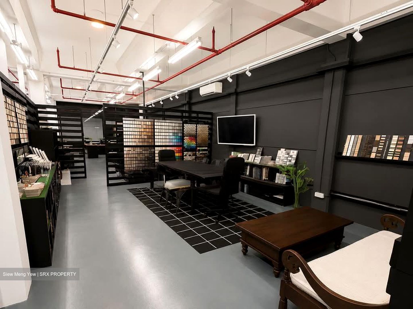 Kallang Place (D12), Factory #576584811